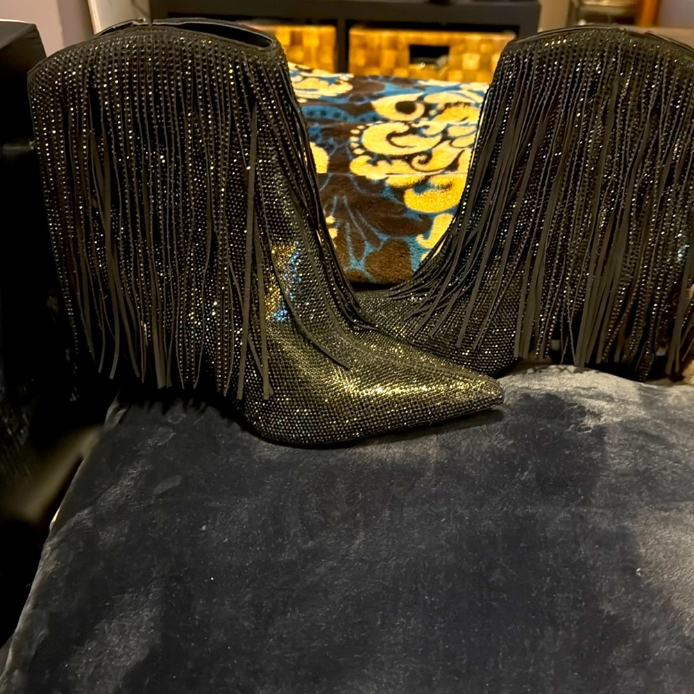 Sexy booties
